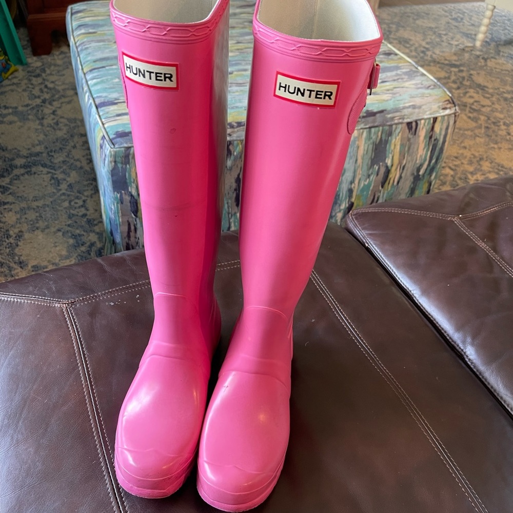 Women’s tall pink Hunter boots EUC